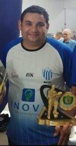 LUIS CARLOS PEREIRA